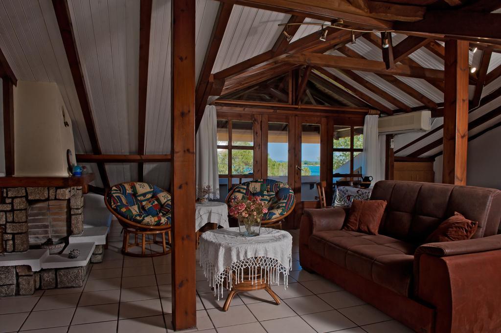 Kamares House Apartments & Studios Vourvourou Zimmer foto